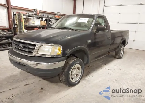 2001 Ford F-150 Xl/Xlt z USA, uszkodzony, nr VIN 1FTZF18231NB90155